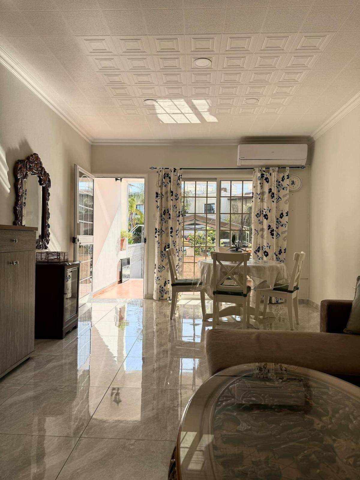 Seaside Serenity Villa ลาร์นาคา ภายนอก รูปภาพ