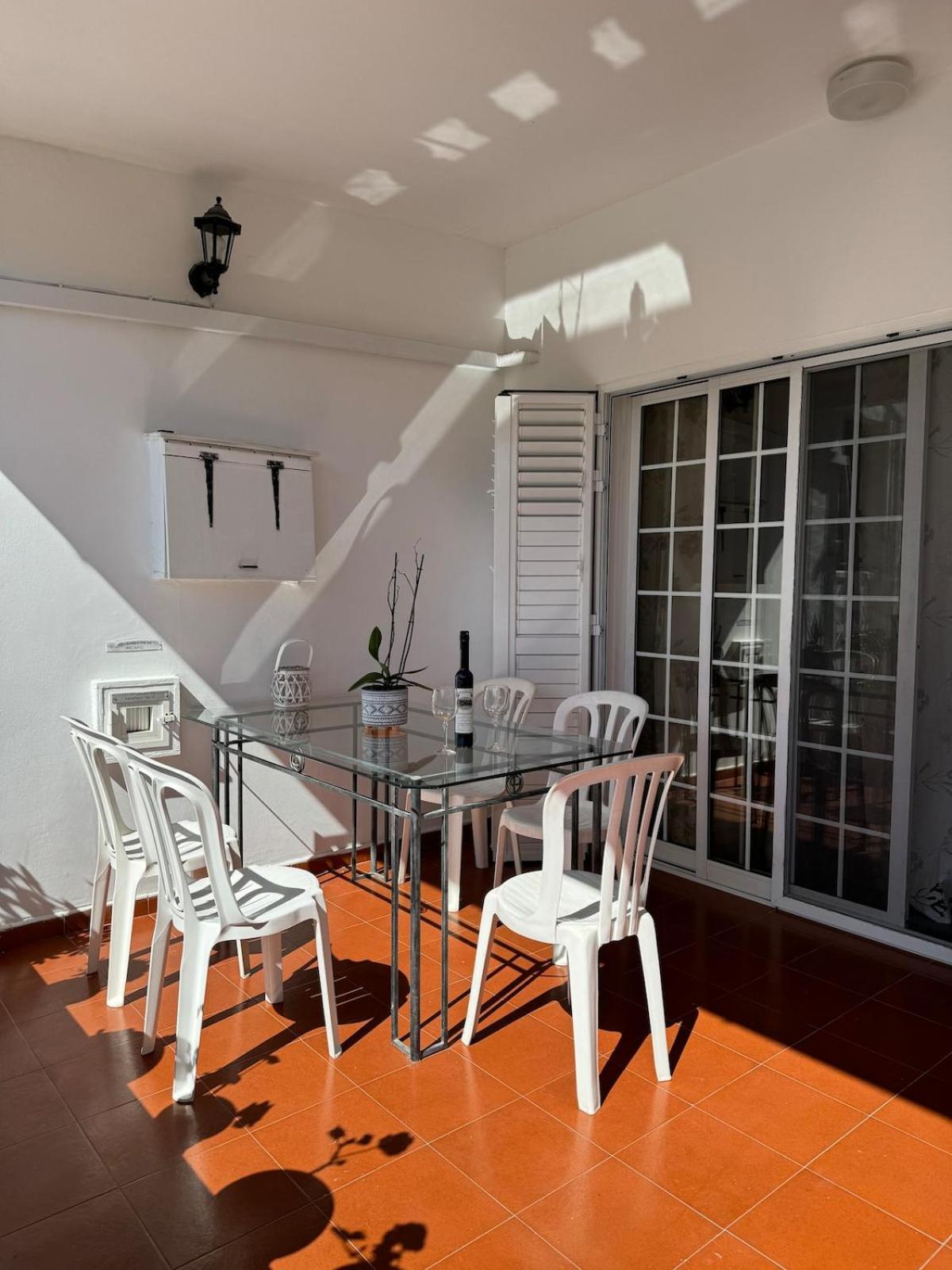 Seaside Serenity Villa ลาร์นาคา ภายนอก รูปภาพ
