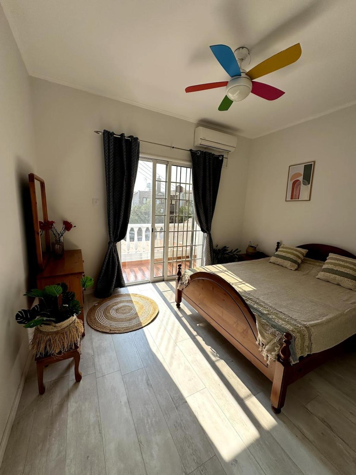 Seaside Serenity Villa ลาร์นาคา ภายนอก รูปภาพ